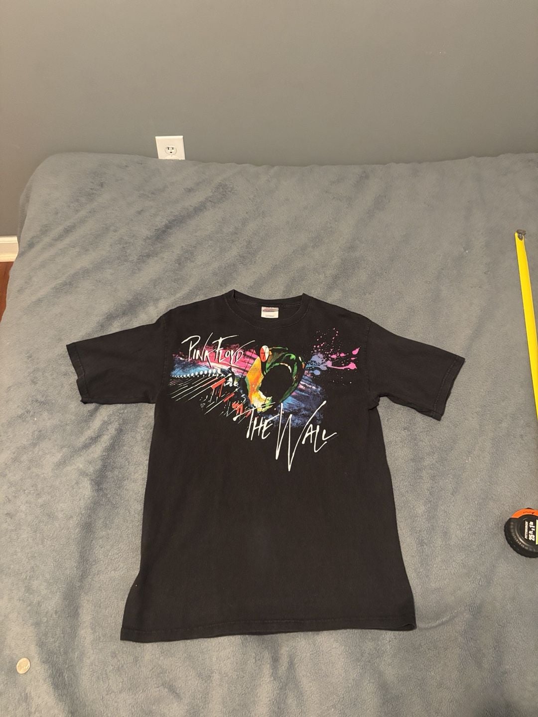 Hanes Pink Floyd The Wall Graphic T-Shirt Adult M Black 2