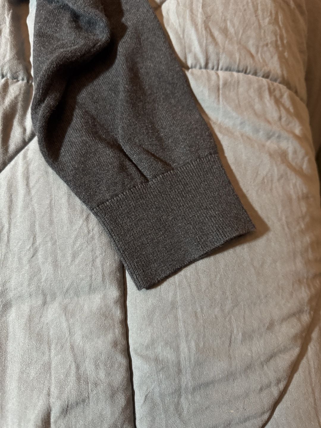 Calvin Klein Sweater Size L Dark Gray Crewneck 7