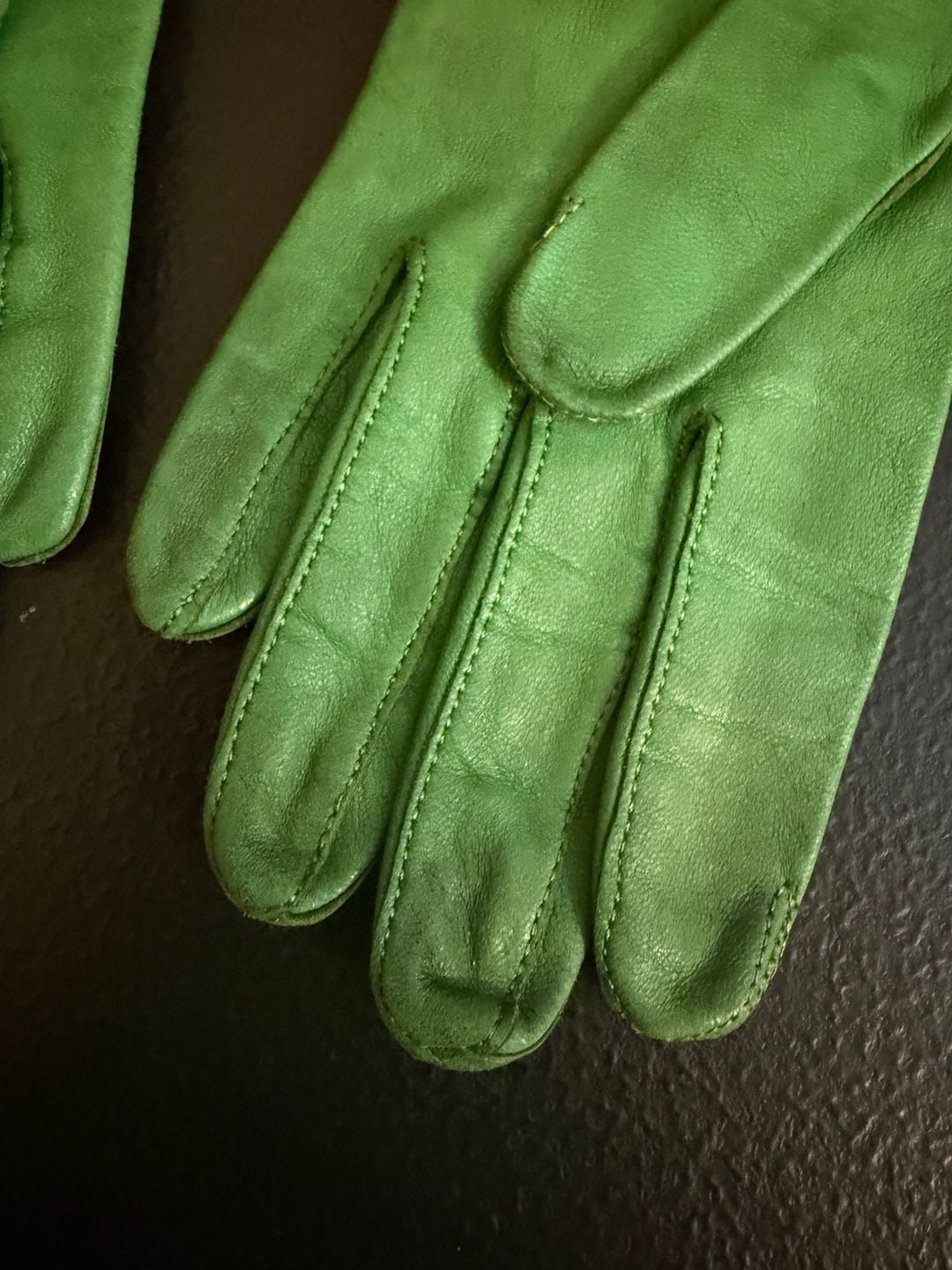 Vintage Green Leather Gloves 3