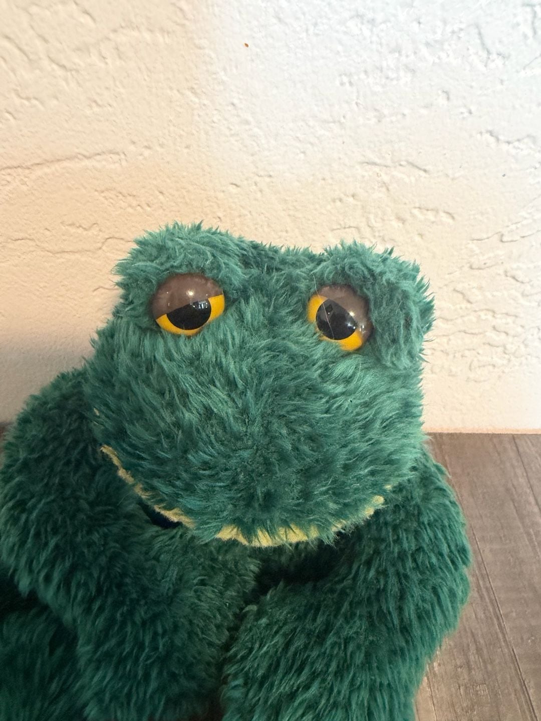 Russ Berrie Fleegle Green Frog Plush Stuffed Animal 2