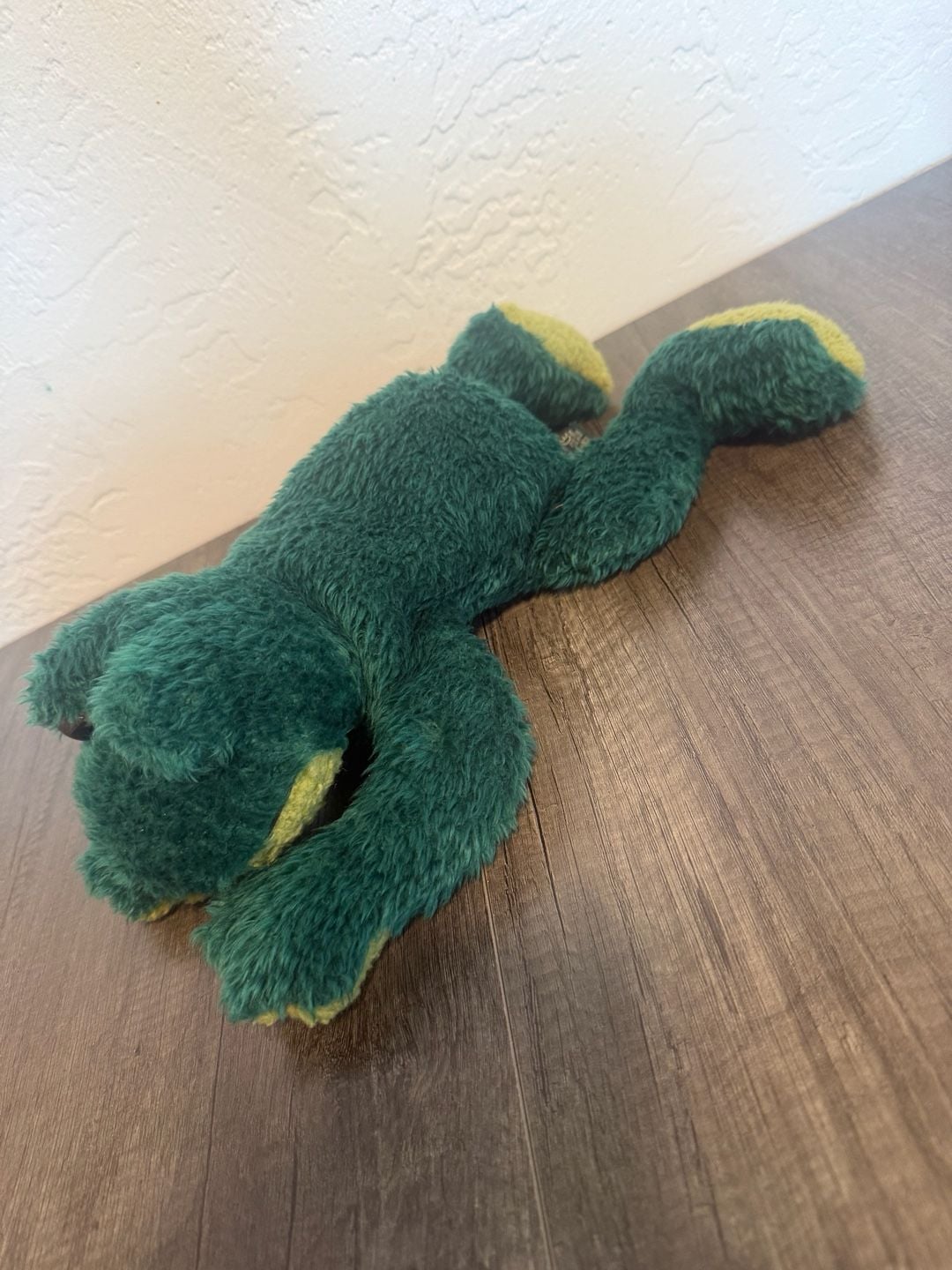 Russ Berrie Fleegle Green Frog Plush Stuffed Animal 3