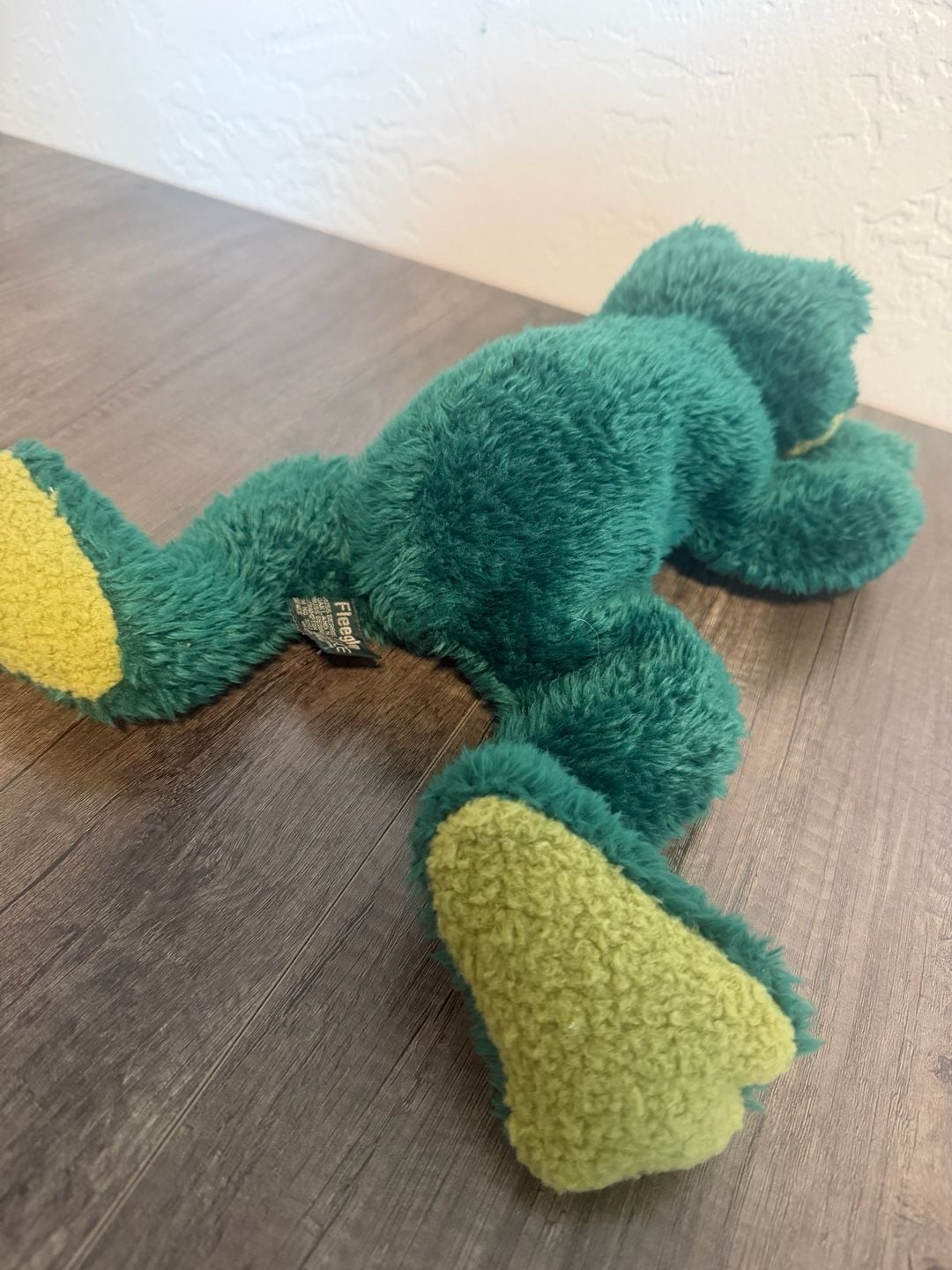 Russ Berrie Fleegle Green Frog Plush Stuffed Animal 4