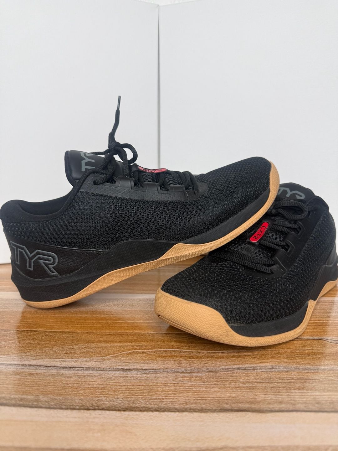 TYR CXT-2 Trainer Size M11.5/W13 Black Gum Crossfit Shoes 3