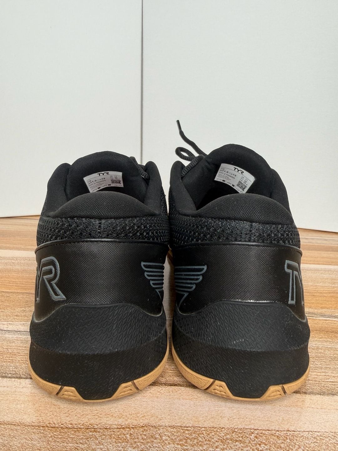 TYR CXT-2 Trainer Size M11.5/W13 Black Gum Crossfit Shoes 4