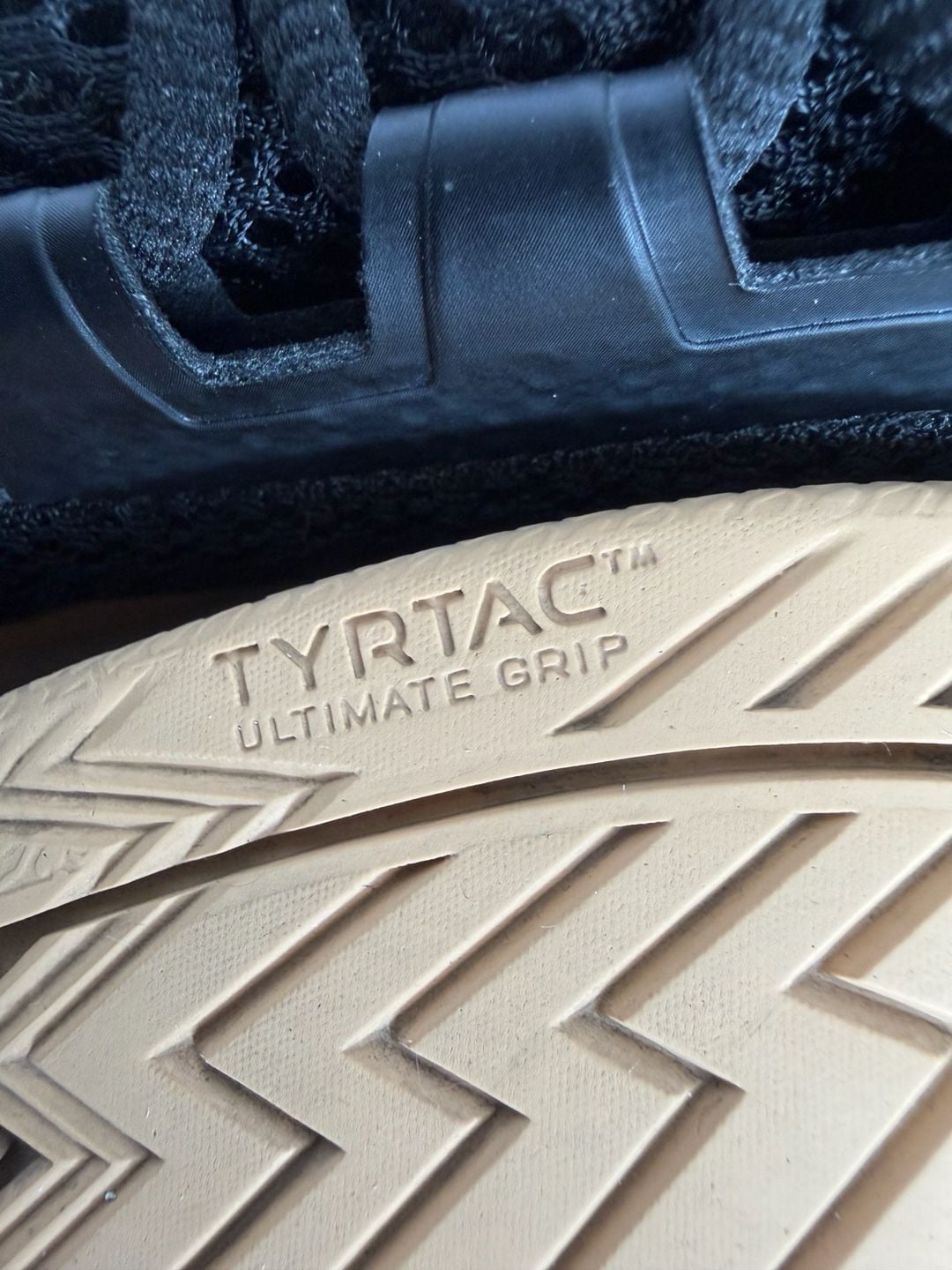 TYR CXT-2 Trainer Size M11.5/W13 Black Gum Crossfit Shoes 9