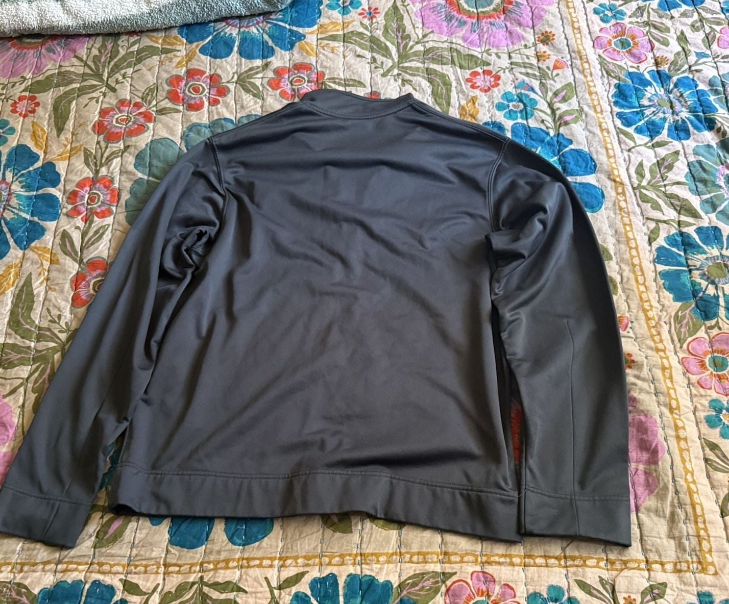 Vintage Nike Dri-Fit Seattle Long Sleeve Gray Pullover 1/4 Zip ... 4