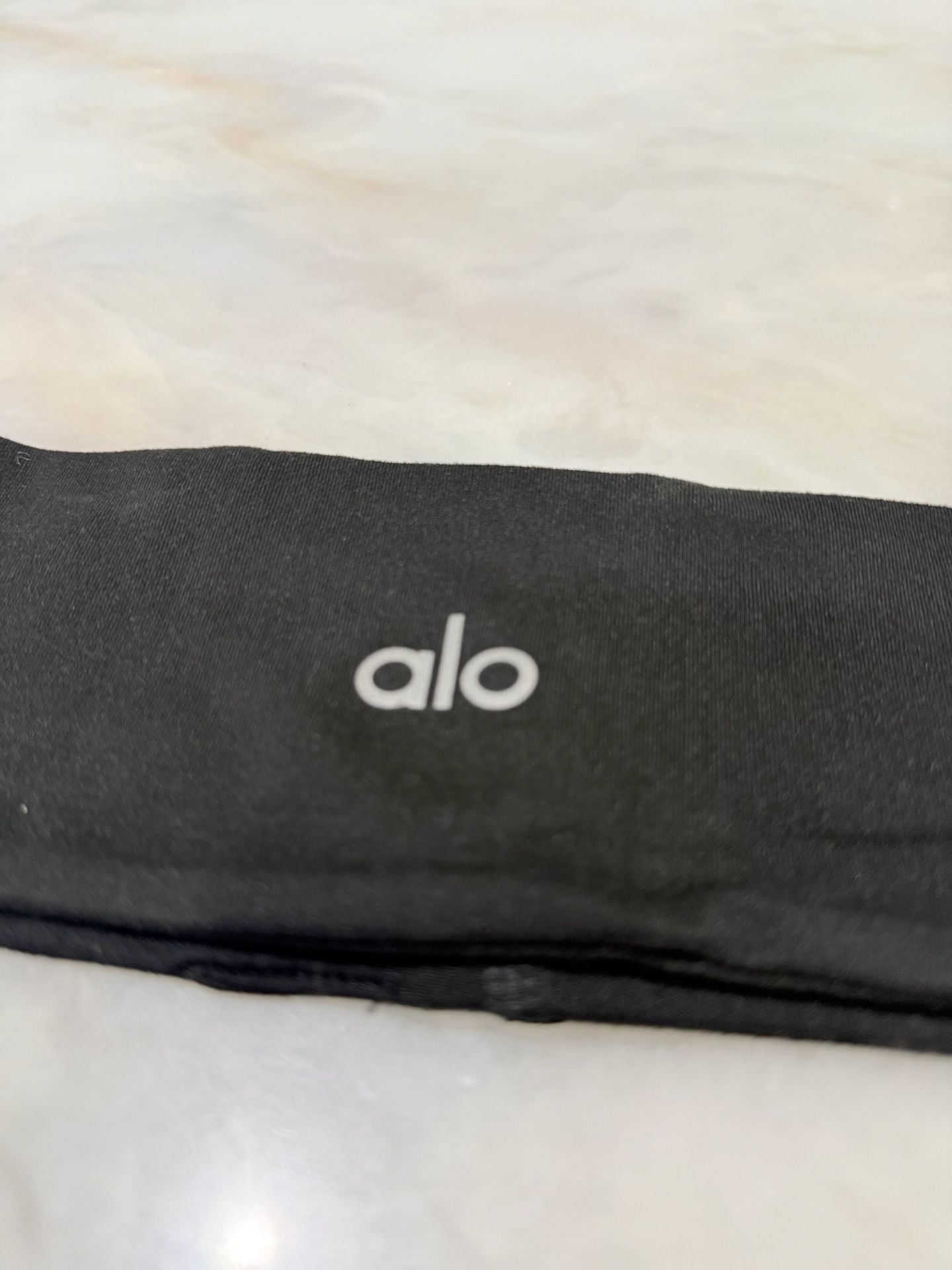 Alo Yoga Black Headband OS 3