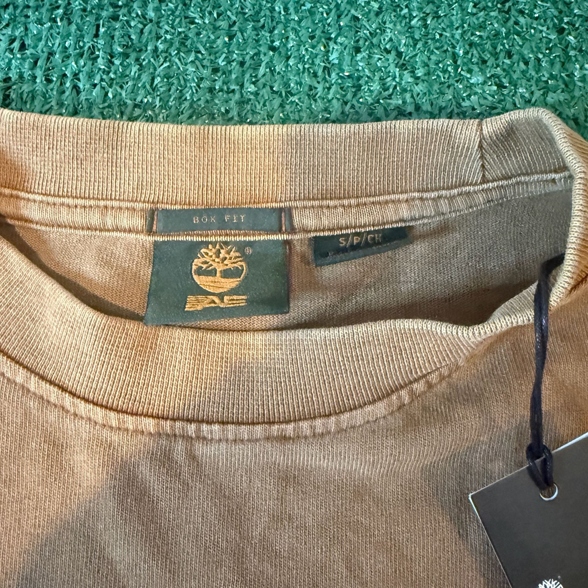 American Eagle x Timberland T-Shirt Brown Graphic Tee 6