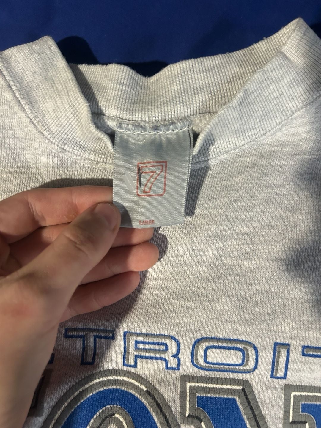 Product thumbnail 6