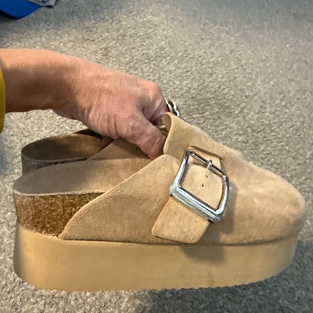 Madden Girl Platform Clog Sandal Tan Suede Buckle Slip On Shoes 6 4