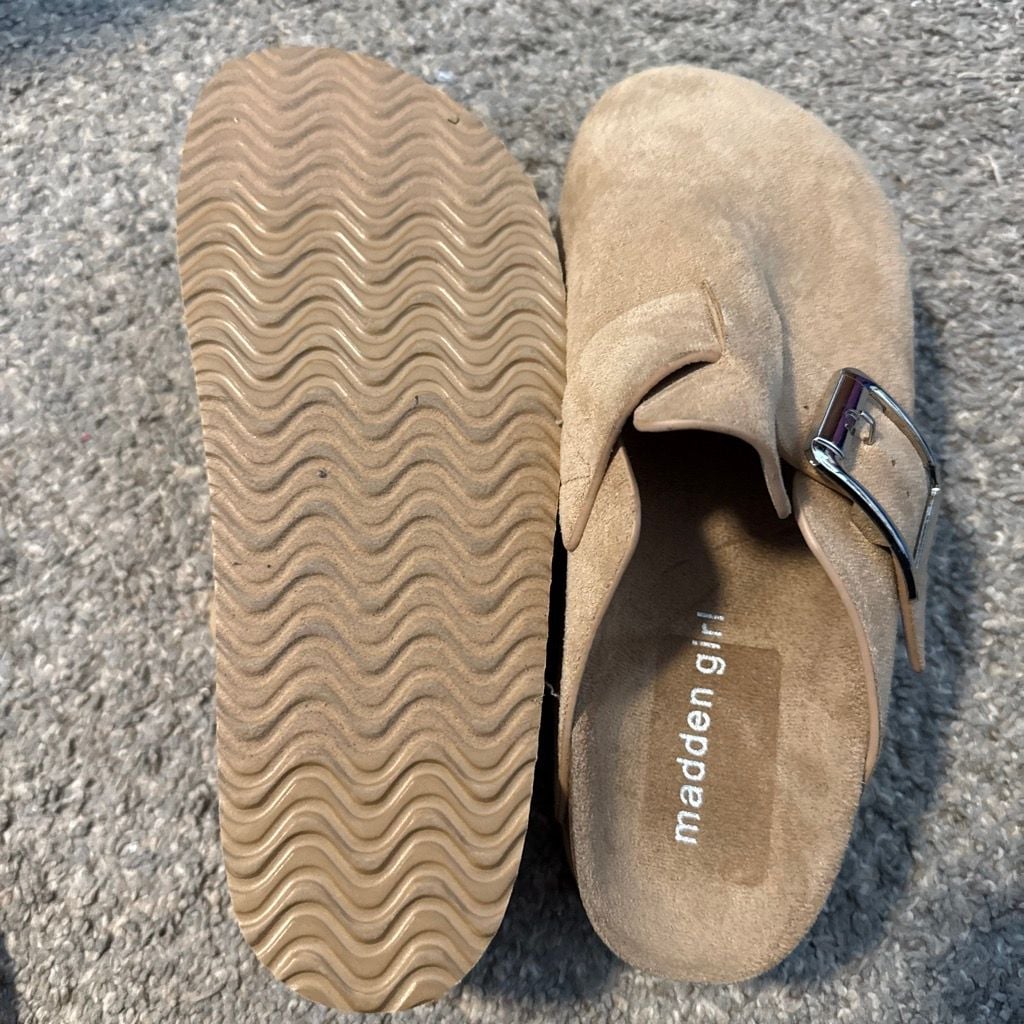 Madden Girl Platform Clog Sandal Tan Suede Buckle Slip On Shoes 6 6