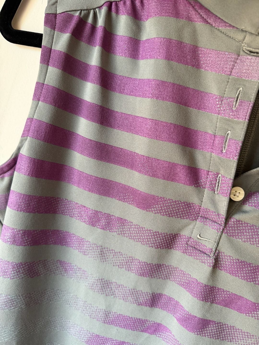 Nike Golf Sleeveless Polo Shirt Size S Gray Purple Striped Dri-Fit 7