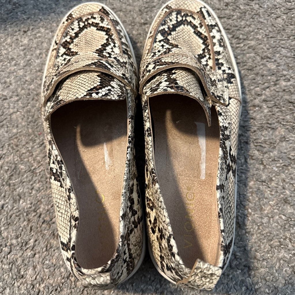 Vionic Loafers Snakeskin Print Platform Shoes 11 4