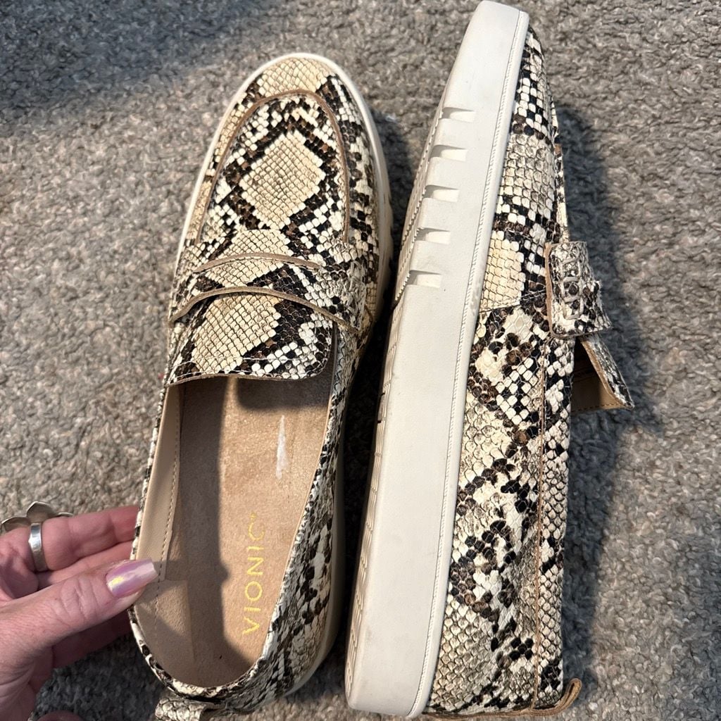 Vionic Loafers Snakeskin Print Platform Shoes 11 5