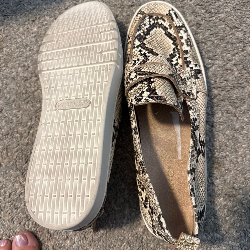 Vionic Loafers Snakeskin Print Platform Shoes 11 7
