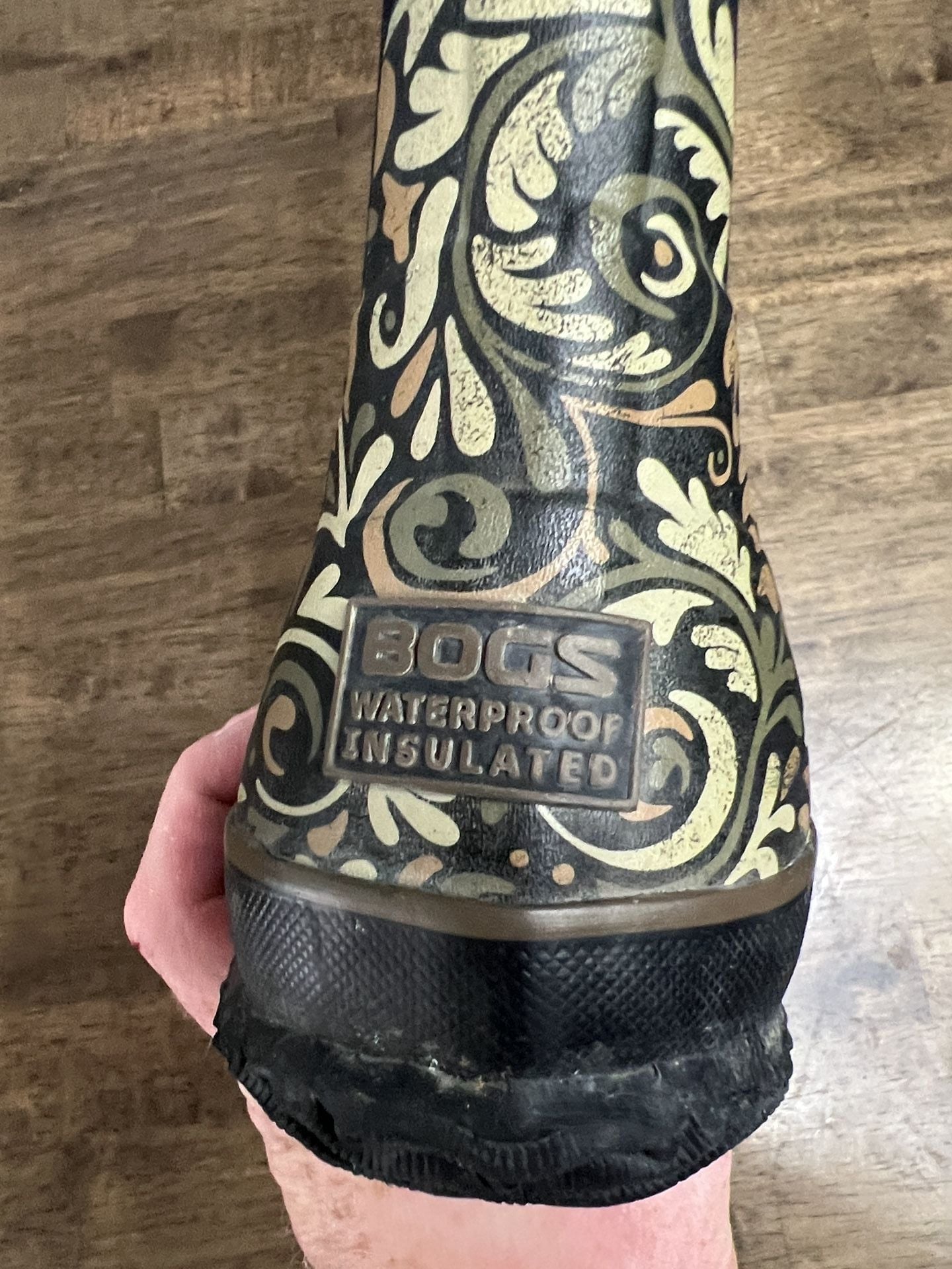 Bogs Classic High Fern Boots Size 7 Fern Print Waterproof Rubber 12