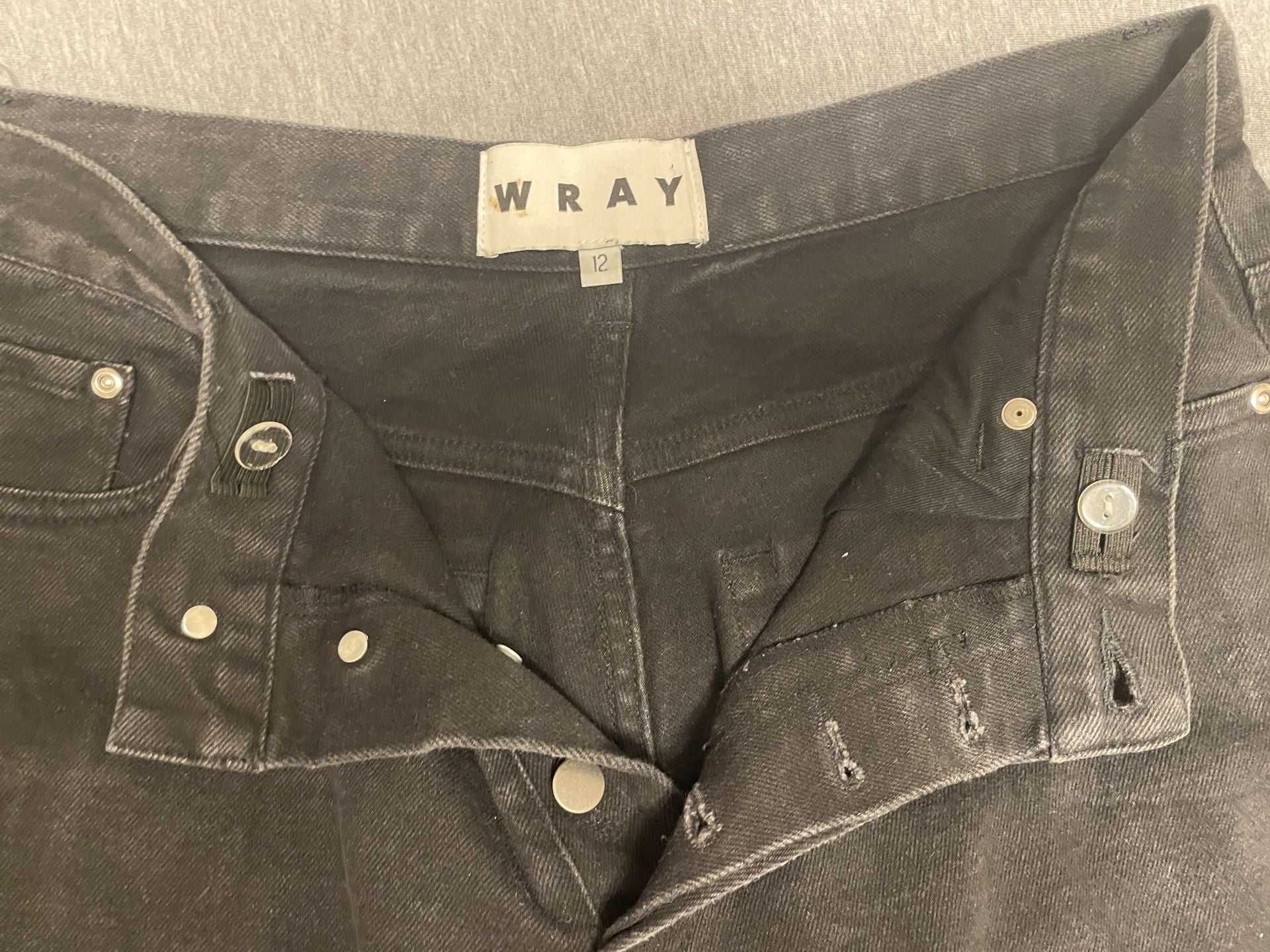 Wray Black Wide Leg Denim Jeans Size 12
Grunge 5
