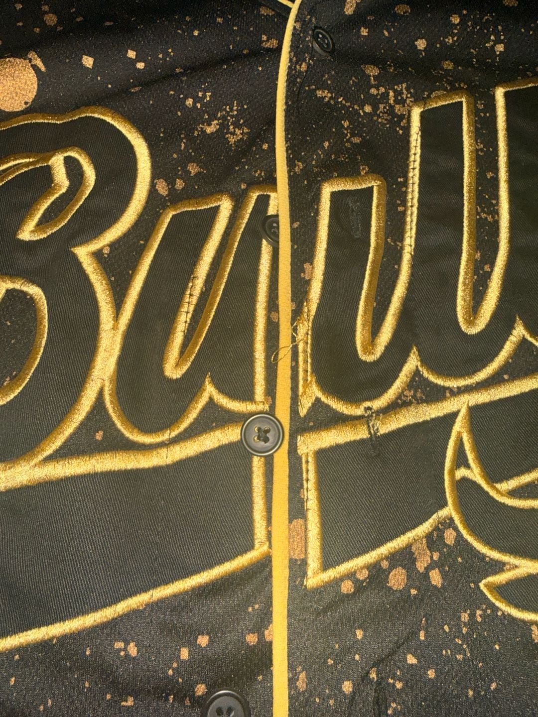 NBA Chicago Bulls Size Medium Black Gold Paint Splatter Baseball Jersey 3