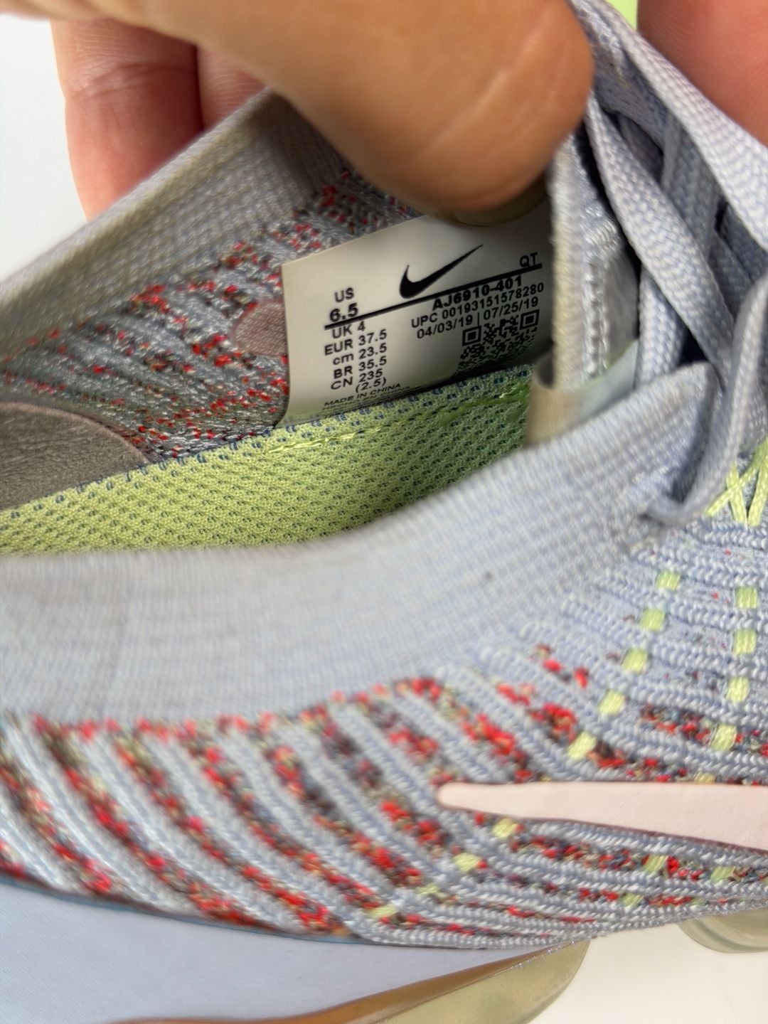 Nike Air VaporMax Flyknit 3 Sneakers Grey Multi-Color Women’s 6.5 8