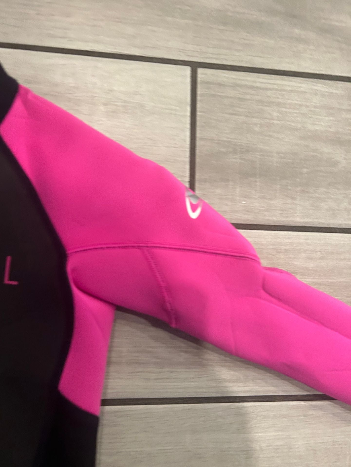 O'Neill Wetsuit Size 10 Black Pink Long Sleeve Full Body Surf 7