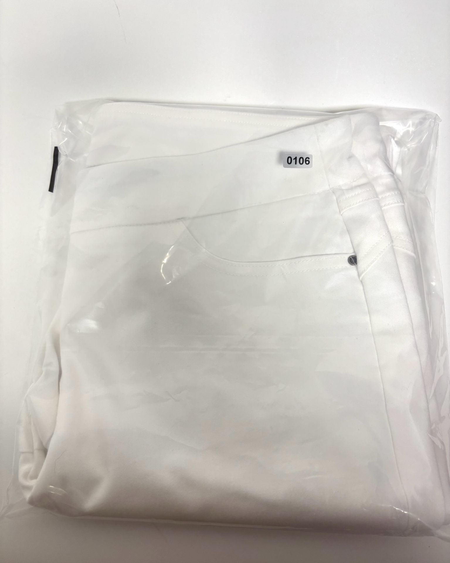  Jriggs  Pants Size 10 White Pull-On Stretch Slim Leg 10