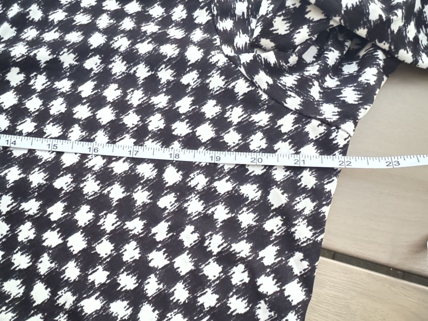 Ny Collection Petite Top Size Petite Black White Houndstooth Blouse 8