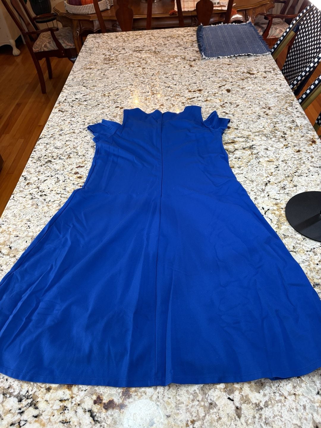 Dana Buchman Cold Shoulder Dress Size MD Blue Rayon Blend Short Sleeve 8