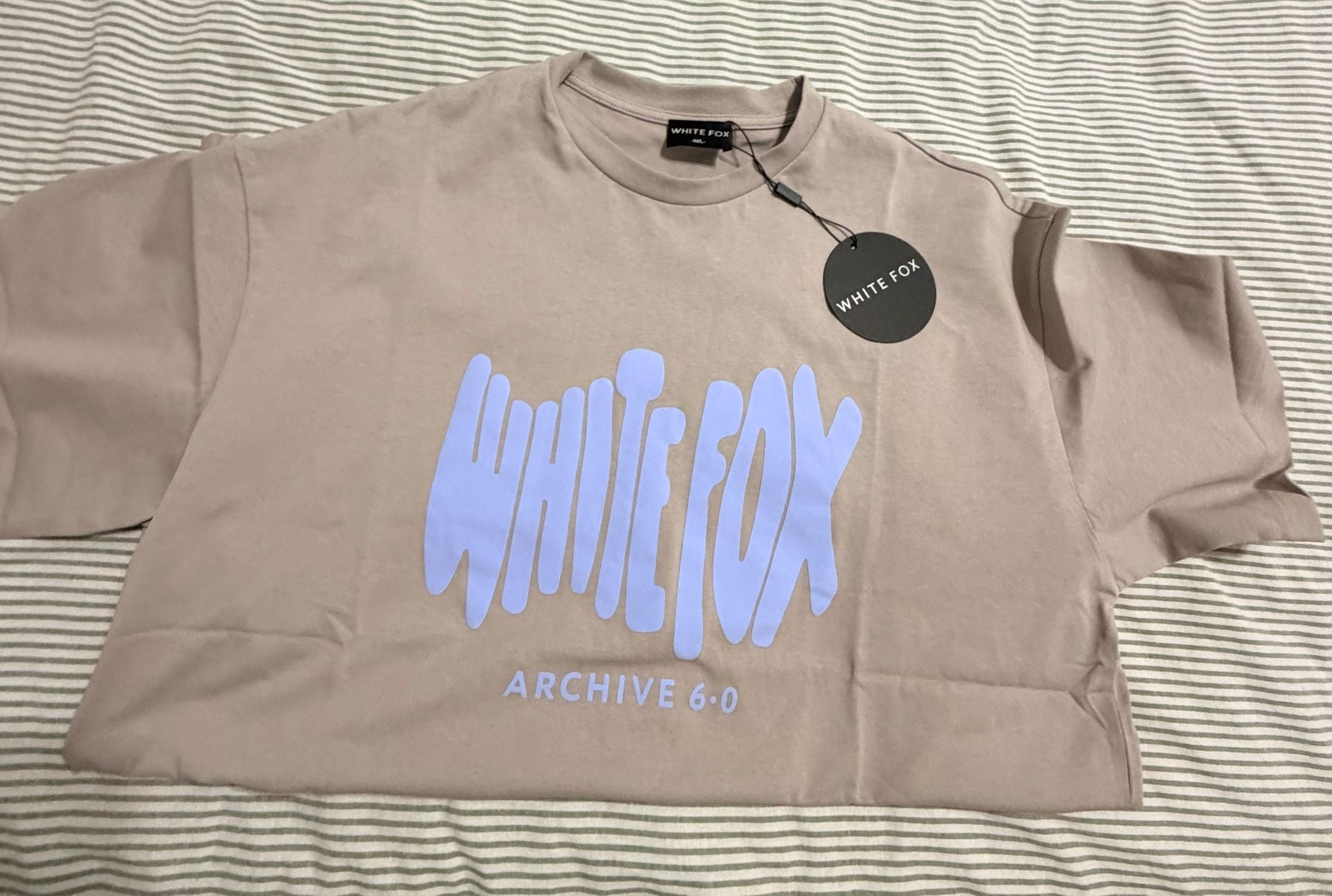 White Fox Archive 6.0 T-Shirt Size M/L Tan Graphic Tee 5