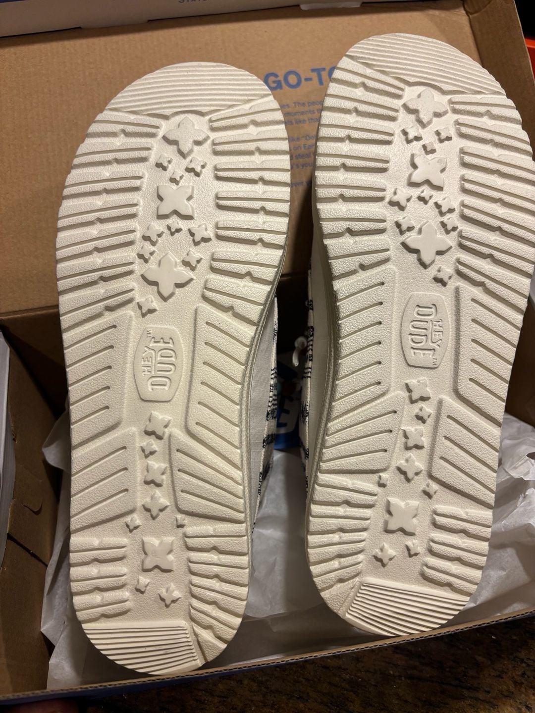 Hey Dude Wendy Mid Boho Mix Size 8 Baja Cream Shoes 10