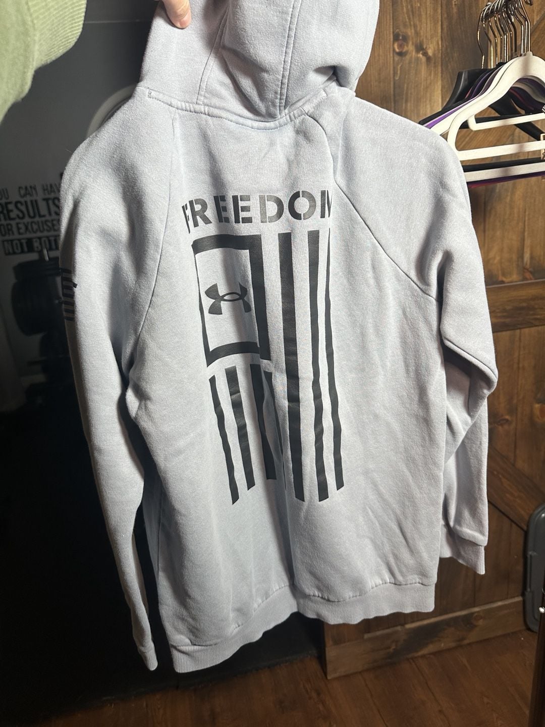 Under Armour Freedom Hoodie Size Small Gray 4
