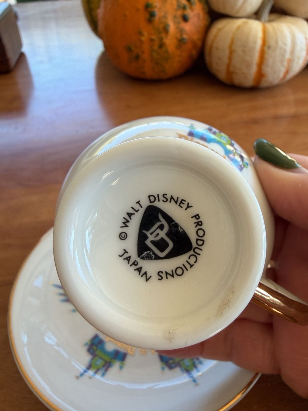 Set of 2 Vintage Walt Disney Productions Disneyland Castle Demitasse Cup And Saucer 6