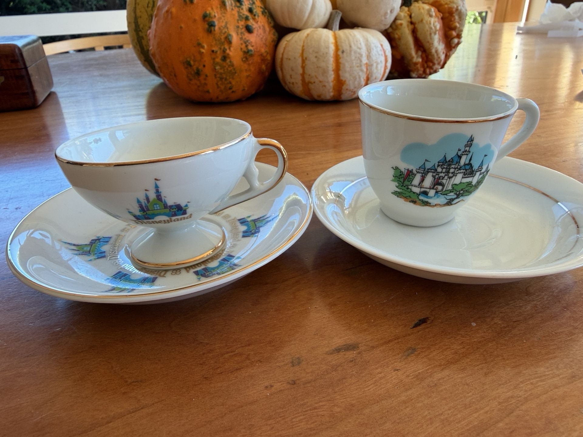 Set of 2 Vintage Walt Disney Productions Disneyland Castle Demitasse Cup And Saucer 1