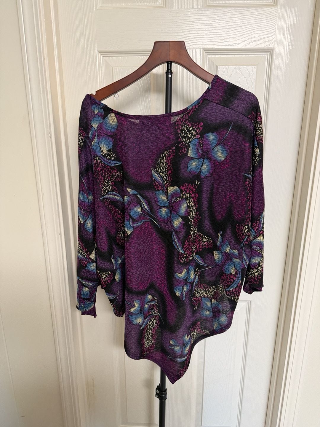 The Magic Scarf Company Poncho Top One Size Fits Everybody 6