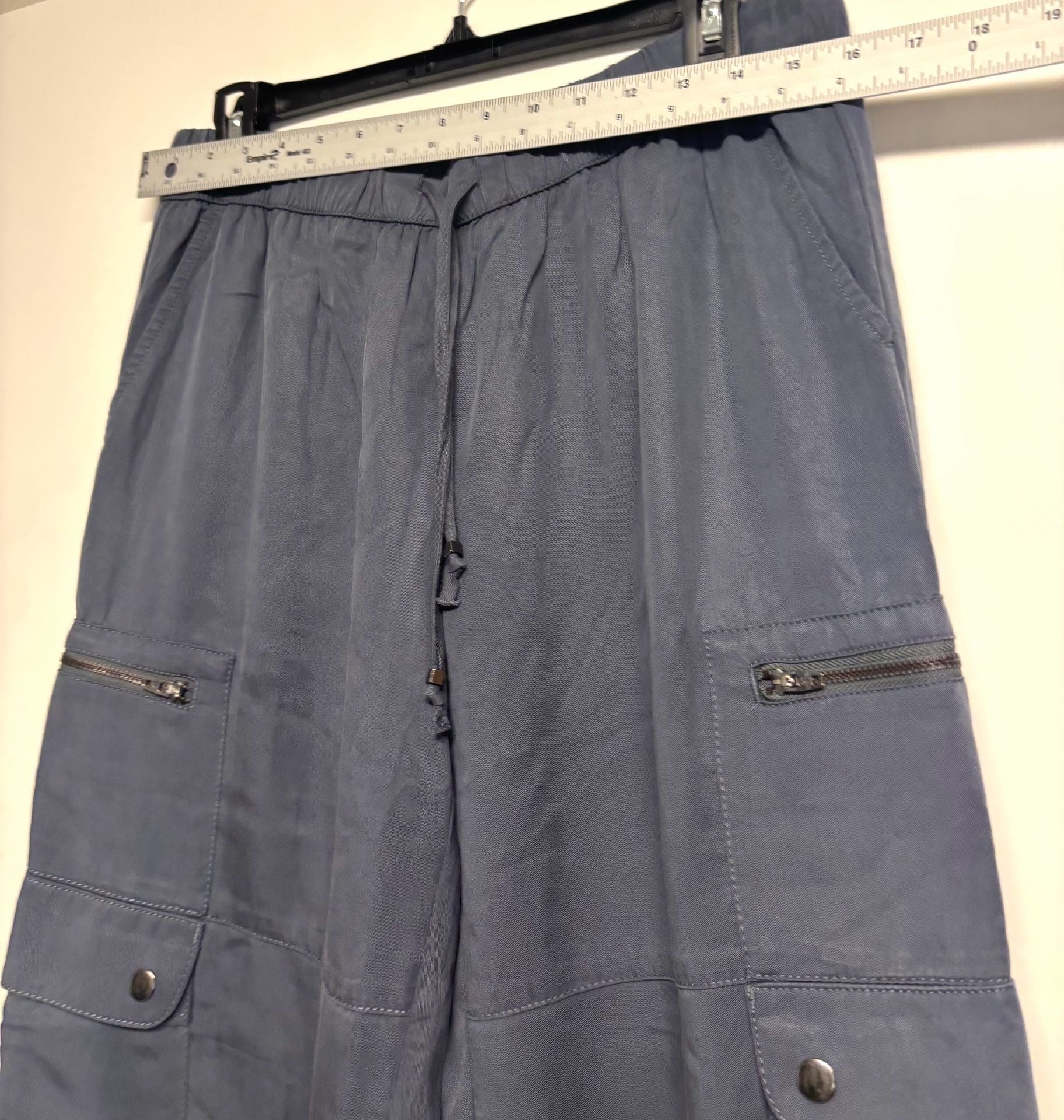 Banana Republic Women’s Medium Navy Blue Lyocell Cargo Jogger Pants 5