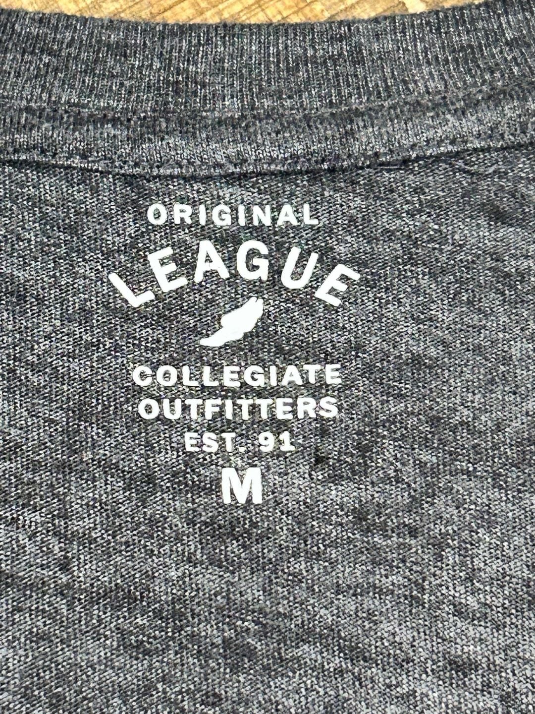 League Collegiate Outfitters Florida Gators V-Neck T-Shirt Size M 4