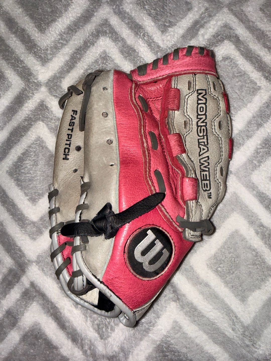 Wilson Monsta Web Fastpitch Softball Glove Pink Gray 1