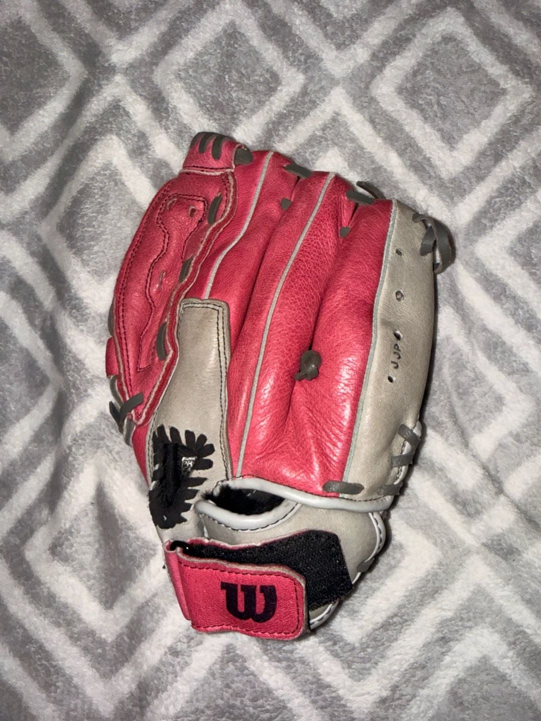 Wilson Monsta Web Fastpitch Softball Glove Pink Gray 4