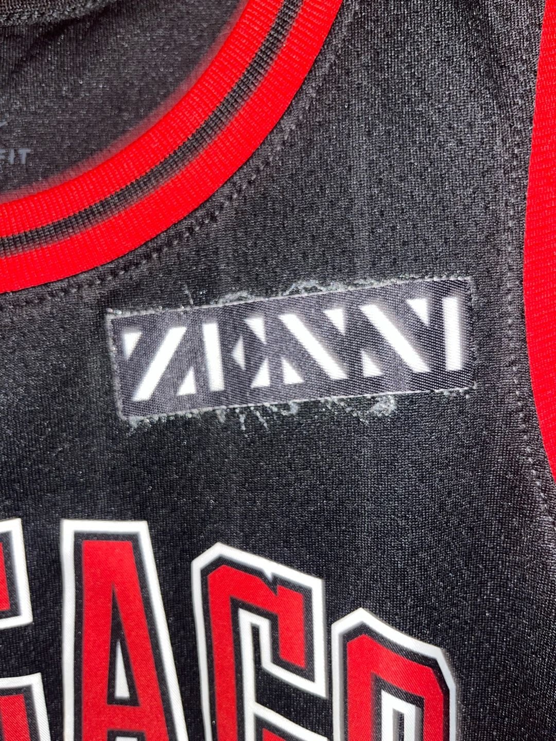 Nike Chicago Bulls Jersey Size 40 Black 4