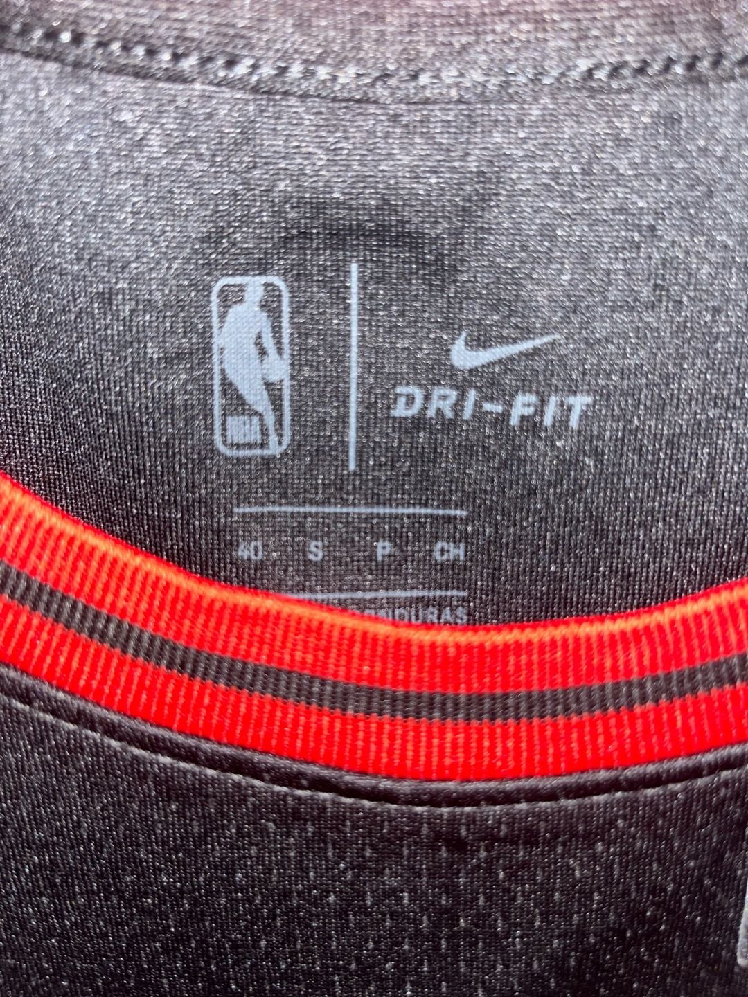 Nike Chicago Bulls Jersey Size 40 Black 5