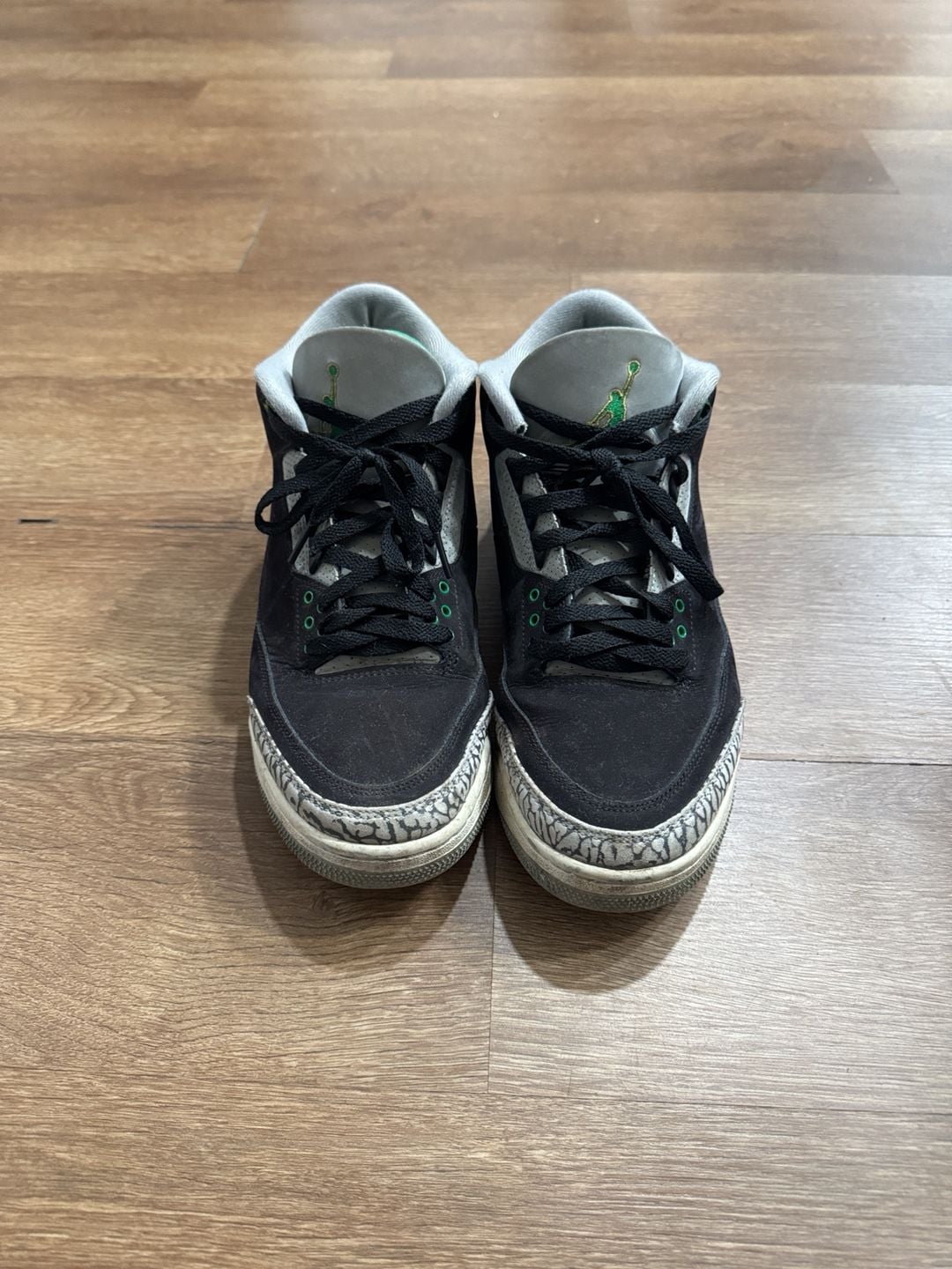 Jordan 3 Retro Pine Green Size 10 Black Cement 2