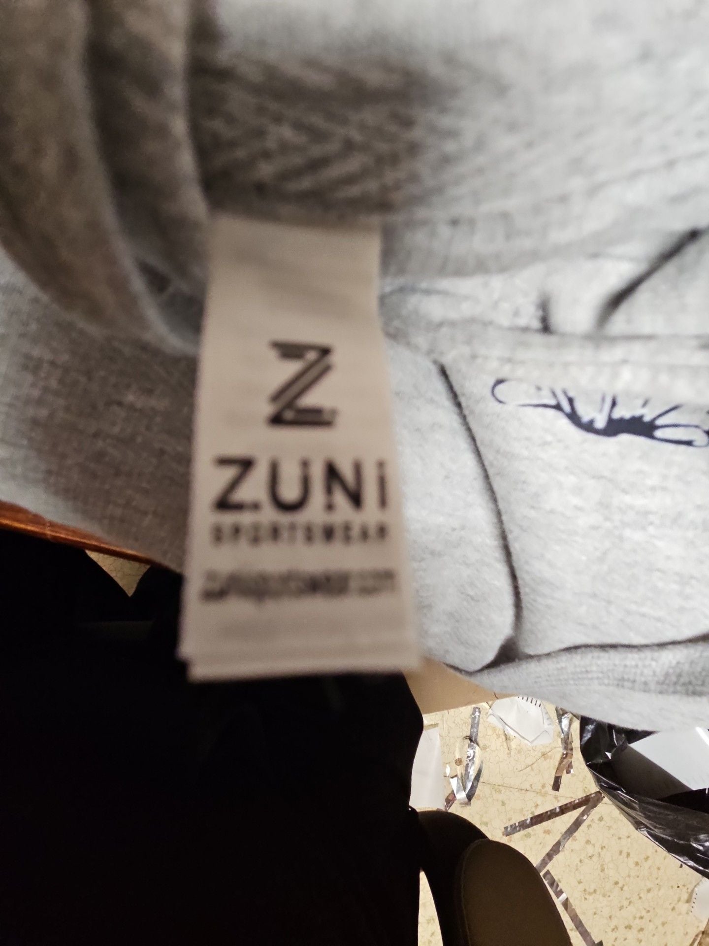 (577) Zuni Sportswear Shells Graphic Gray Hoodie 5