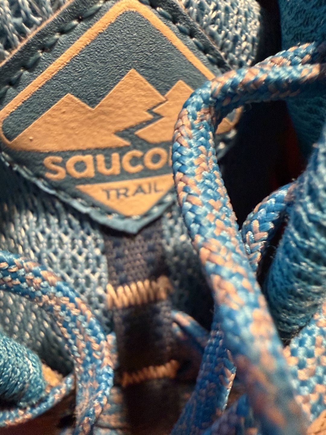 LUS 9 Saucony Excursion TR10 Size 7 Blue Trail Running Shoes 8