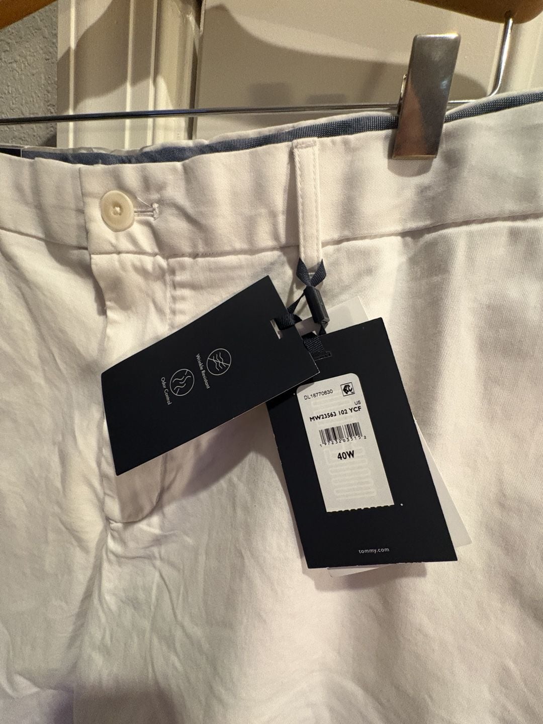 Tommy Hilfiger Brooklyn Regular Shorts Size 40W White 3