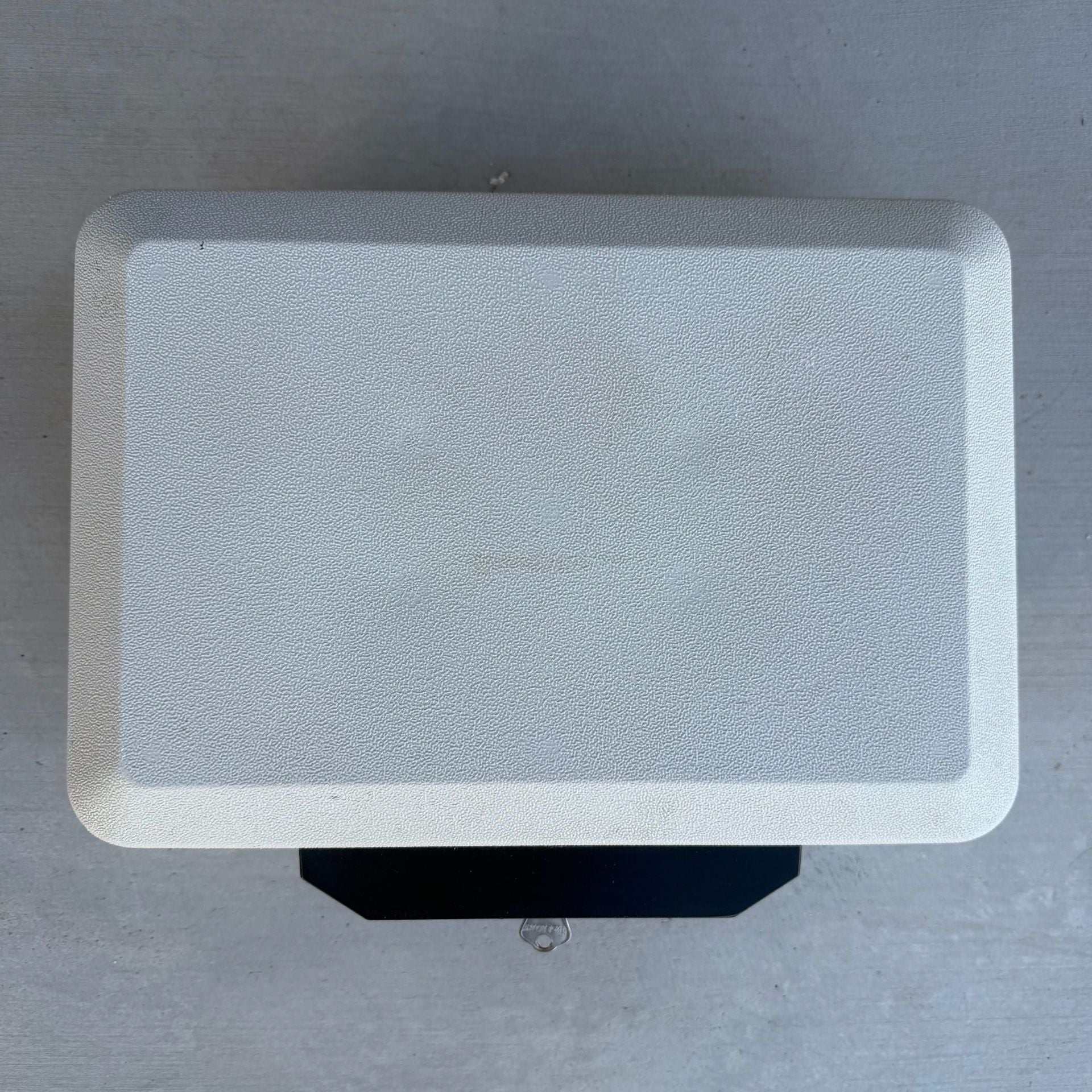 Sentry 1100 Fire Safe Box 3