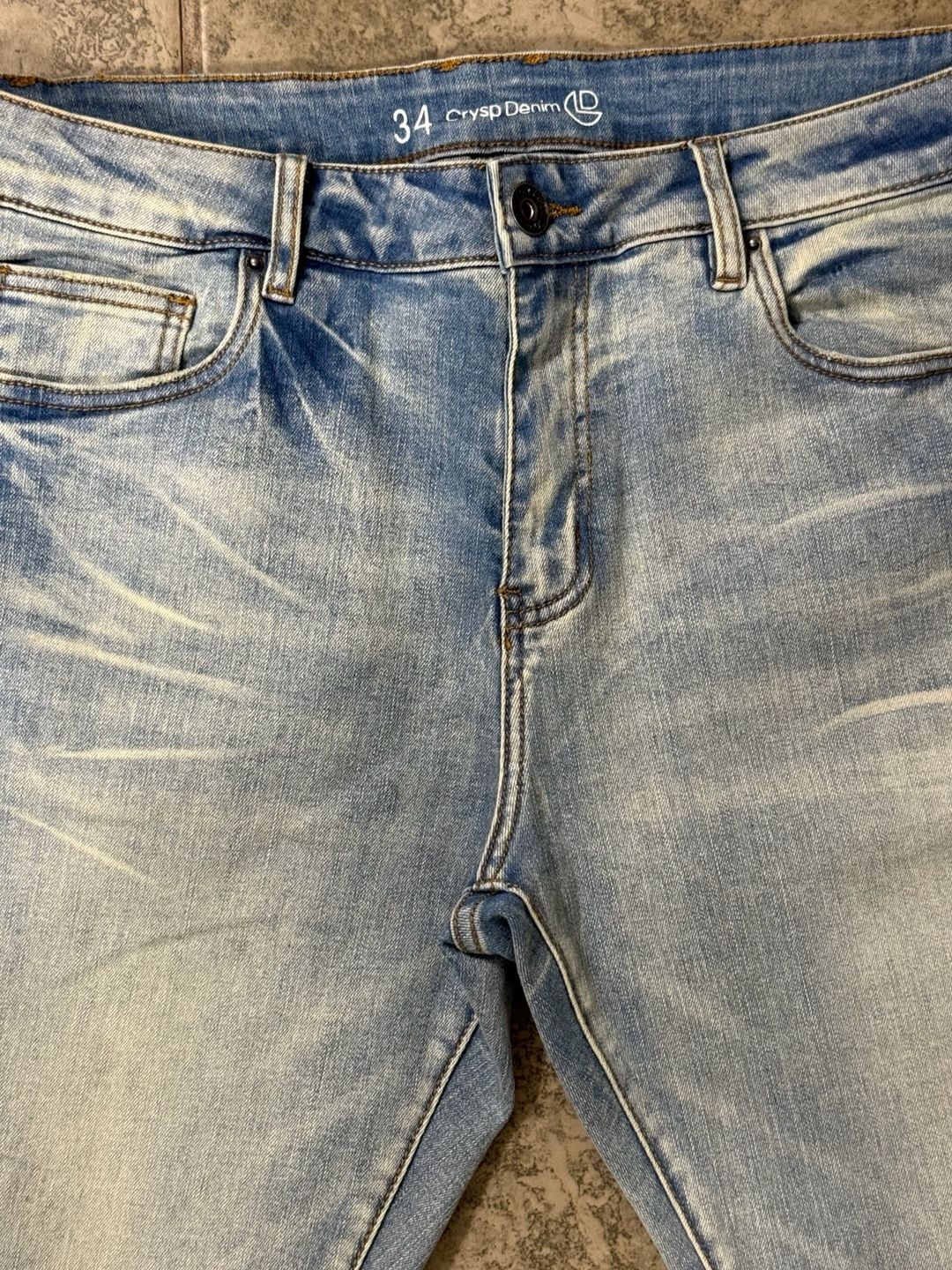 Crysp Denim Skinny Jeans Size 34 Light Wash Distressed 5