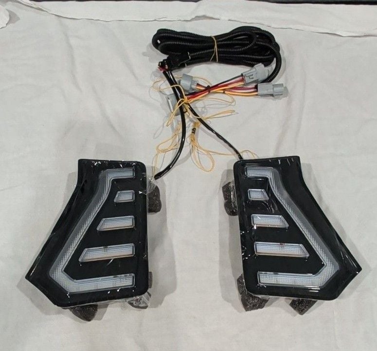 Aspire V2 Fang Lights for Toyota Tacoma (2024-2026) 1