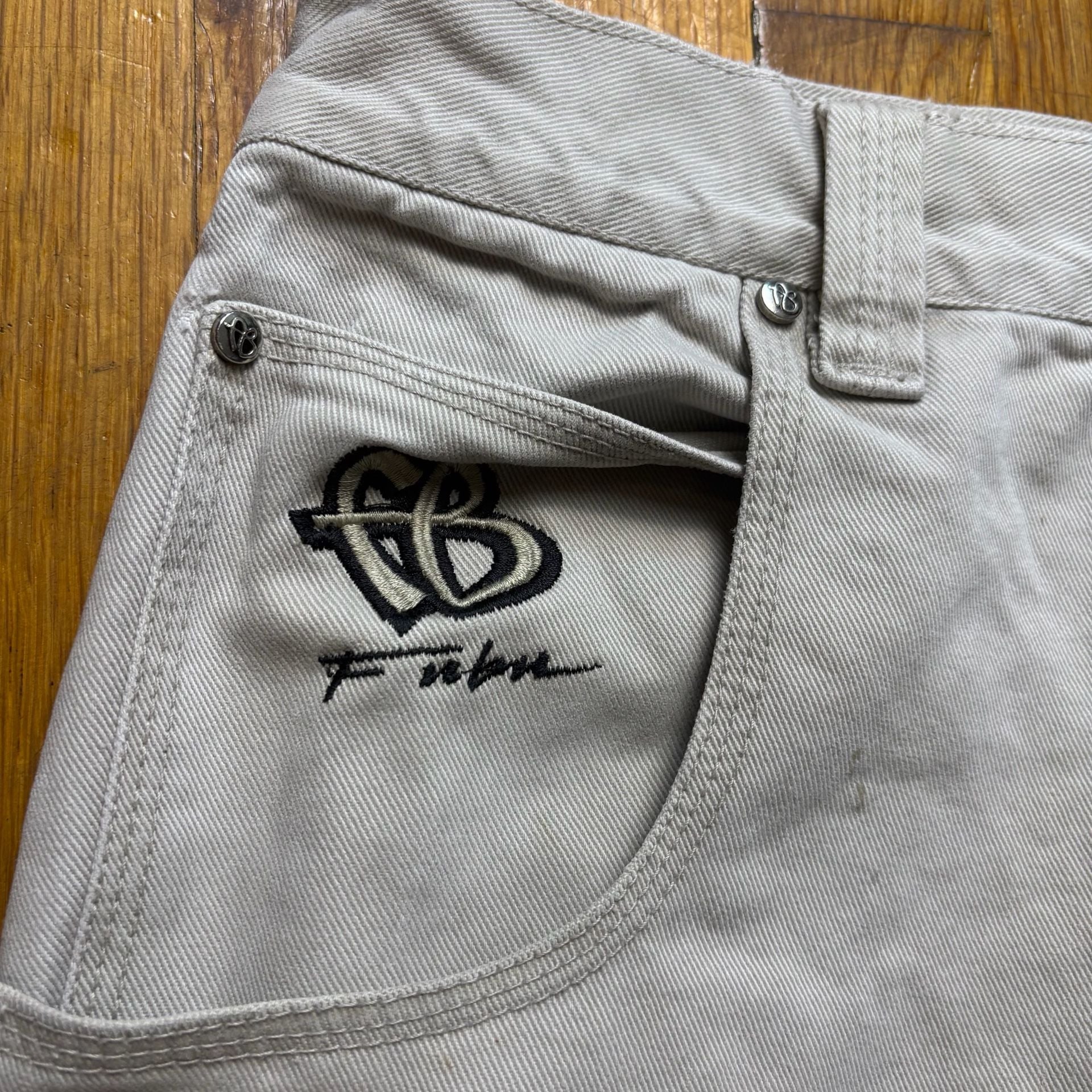 Vintage Fubu Jeans Beige Baggy Denim Pants Size 36x32 3
