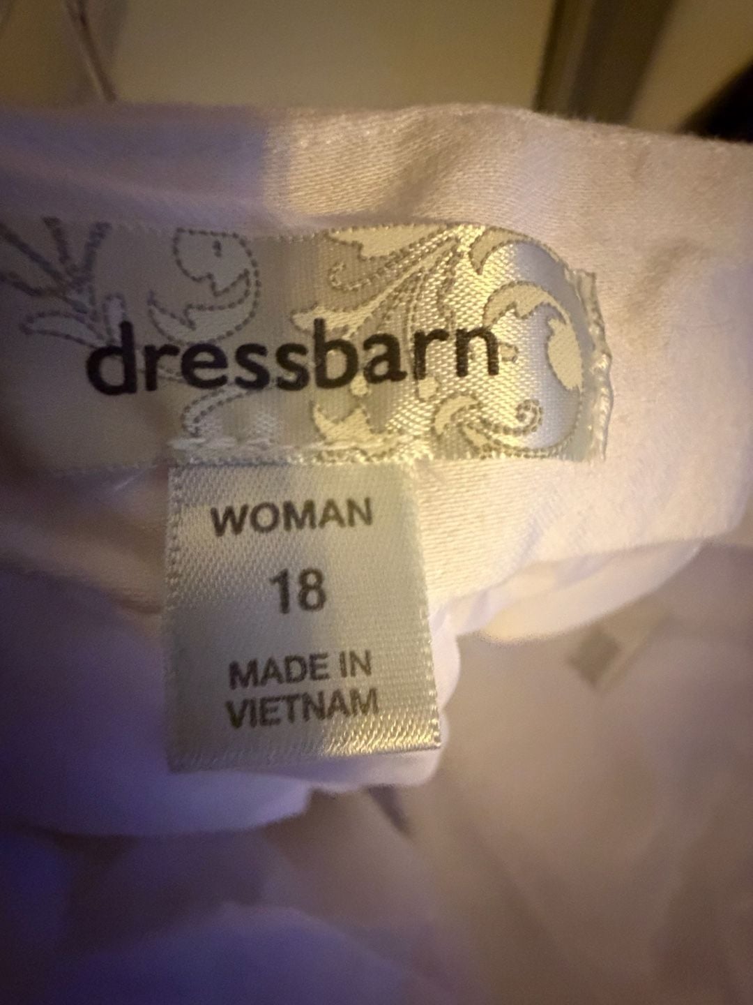 dressbarn Women's Skirt Size 18 White Cotton Blend Button Detail 3