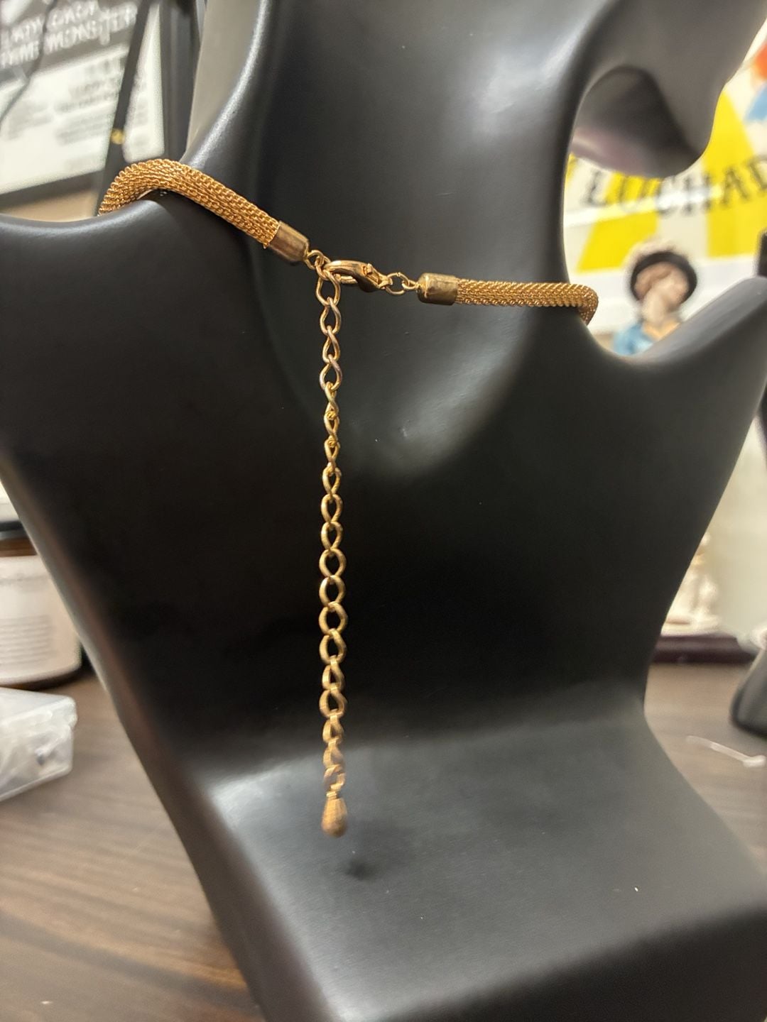 Vintage Gold Tone Mesh Faux Pearl Pendant Necklace 4