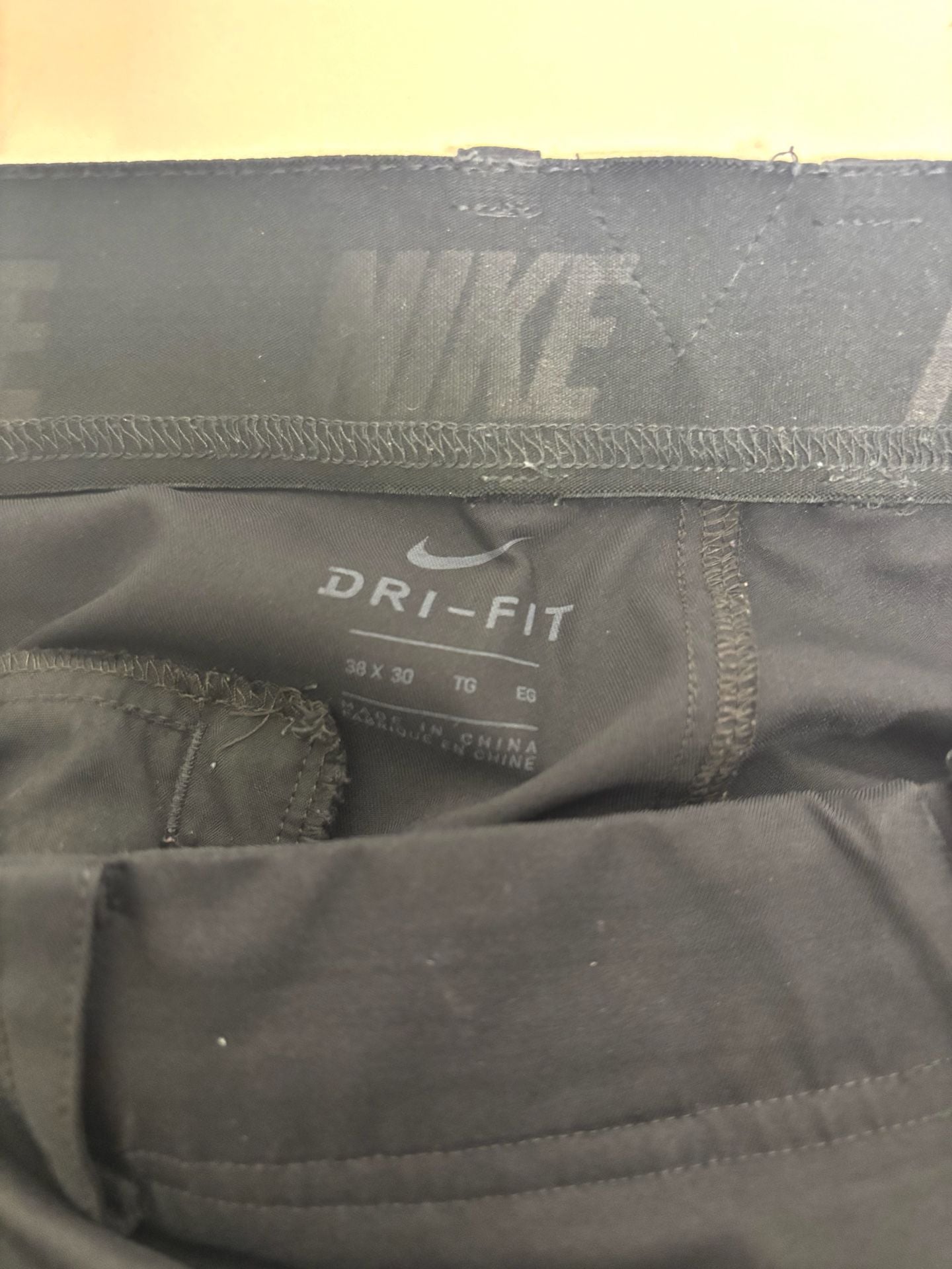 Nike Dri-FIT Pants 38x30 Black Golf 10